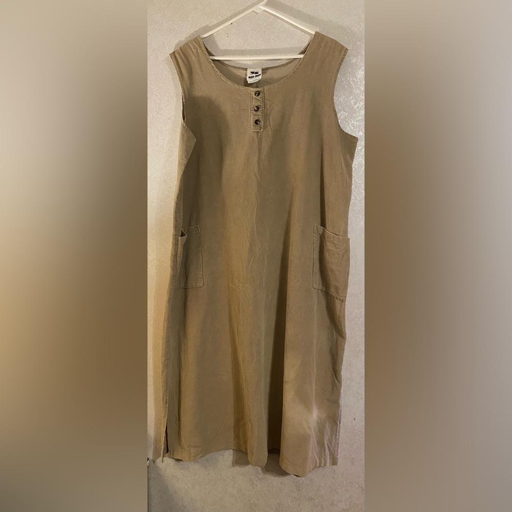 Tan corduroy jumper Large